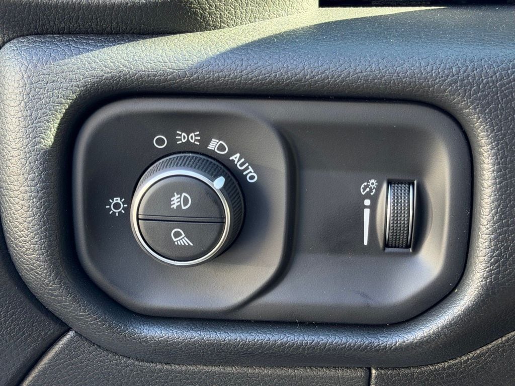 2026 RAM 2500 Tradesman - Photo 23