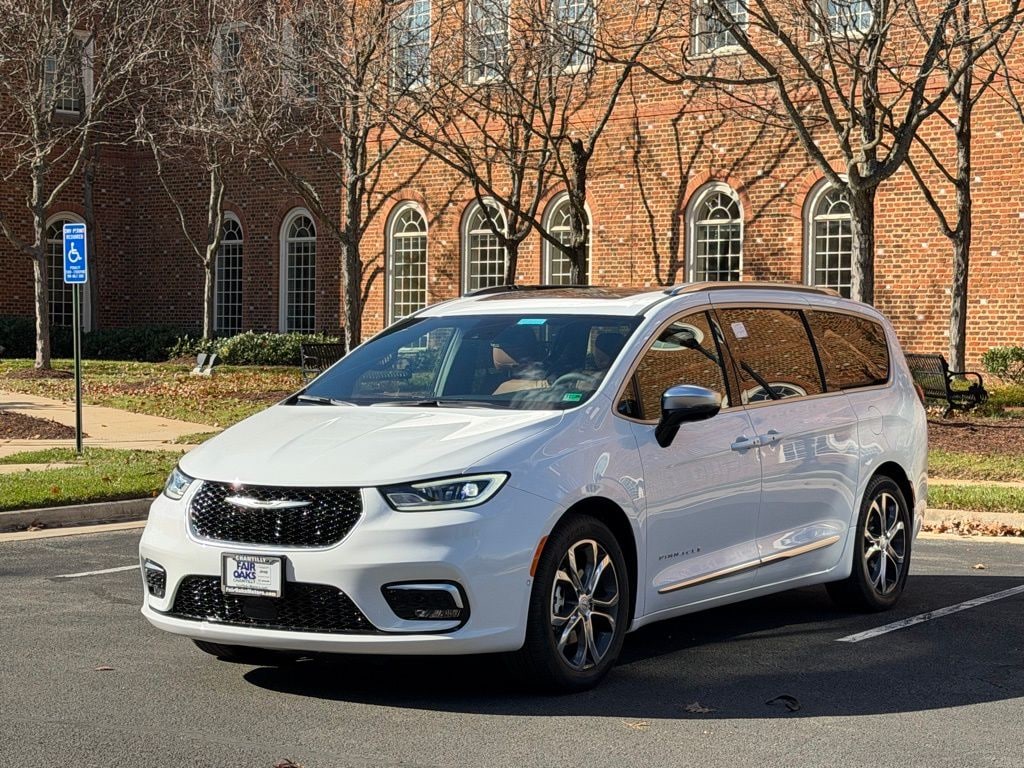 New 2026 Chrysler Pacifica Pinnacle Passenger Van