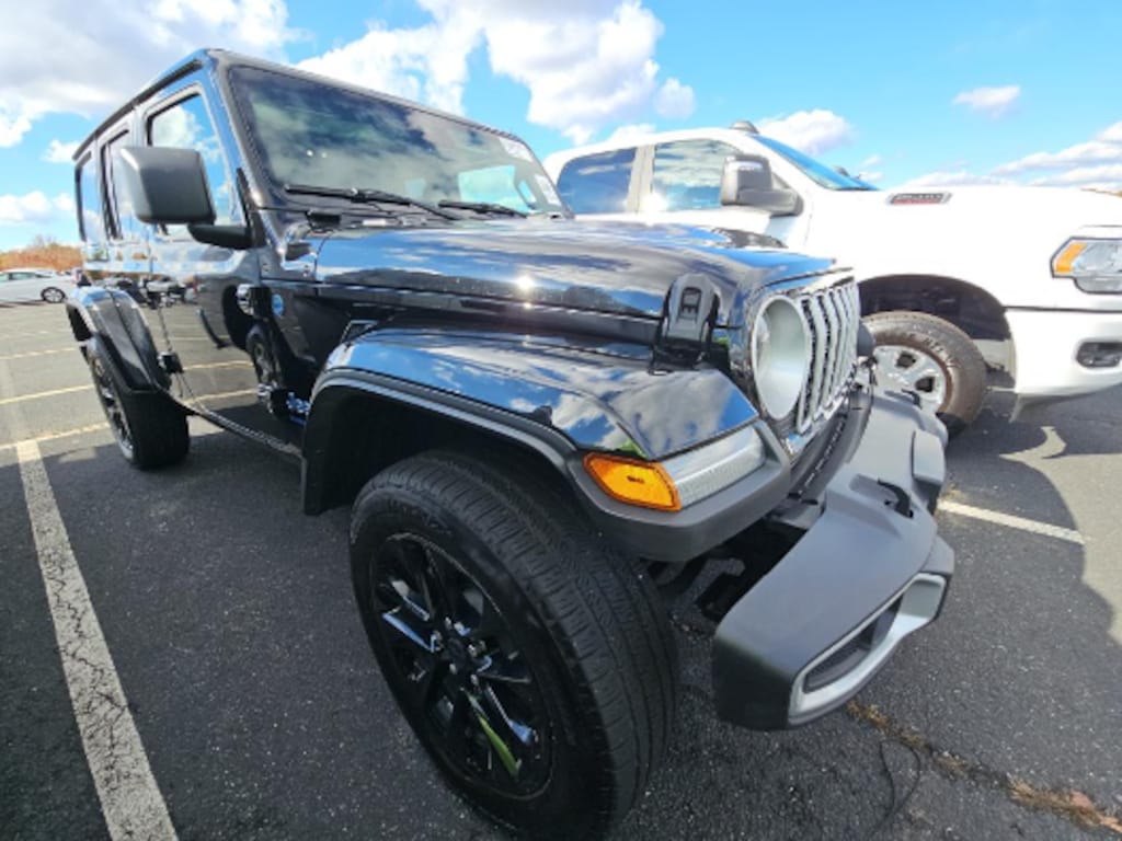 Used 2025 Jeep Wrangler 4xe Sahara 4xe SUV