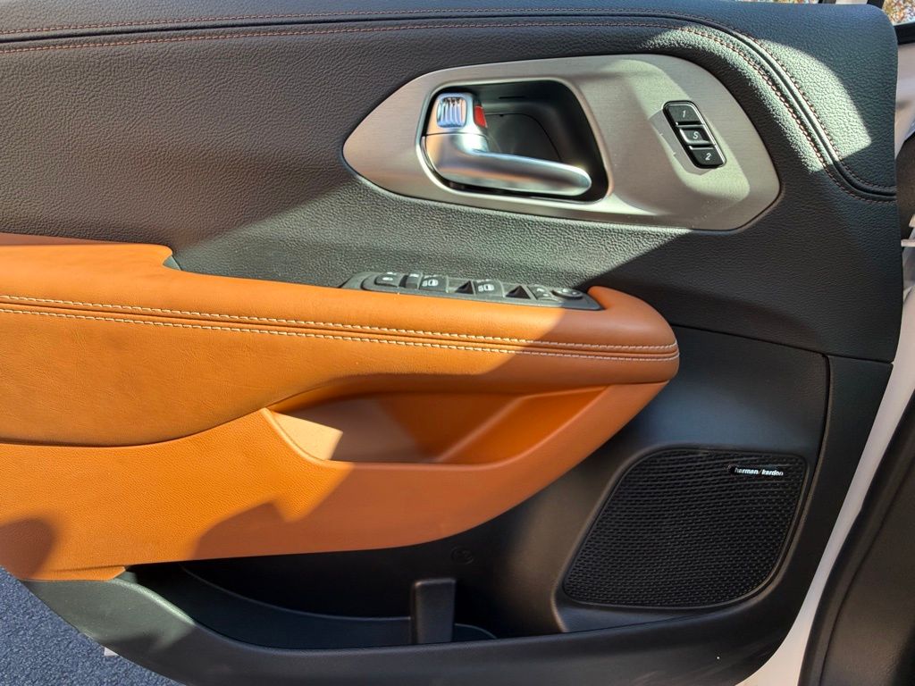2026 Chrysler Pacifica Pinnacle - Photo 25