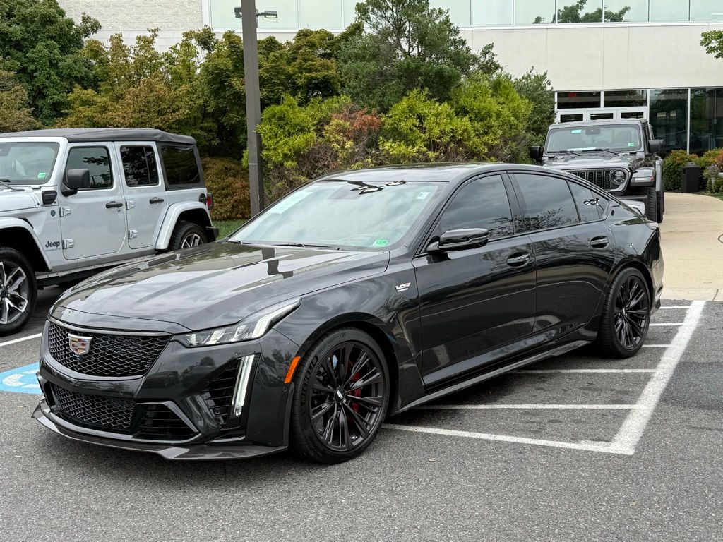 2024 Cadillac CT5 photo 2