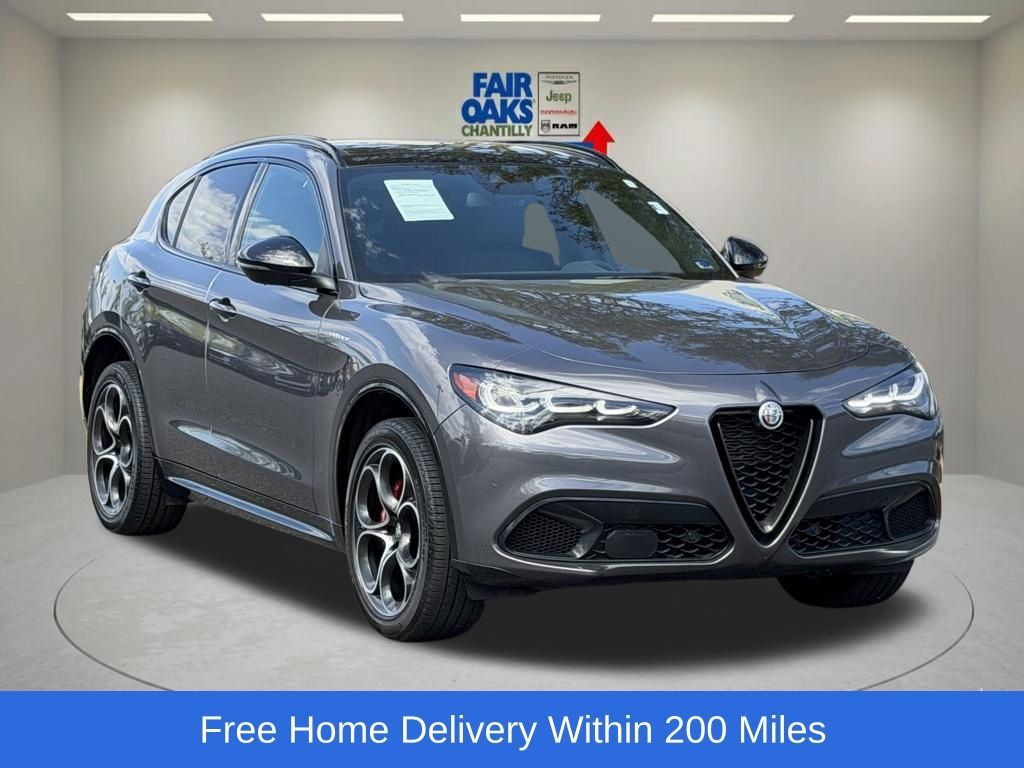 2024 Alfa Romeo Stelvio Veloce AWD's photo