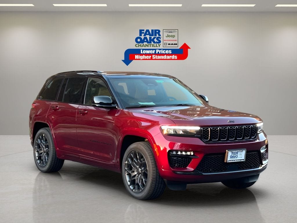 2025 Jeep Grand Cherokee Summit's photo