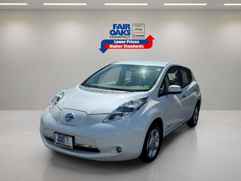 Used 2013 Nissan LEAF SV with VIN 1N4AZ0CP1DC401280 for sale in Chantilly, VA