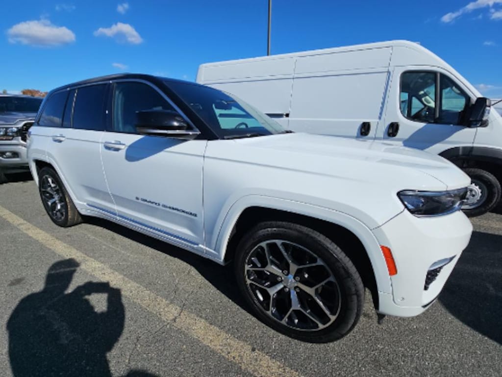 Used 2022 Jeep Grand Cherokee 4xe Summit Reserve 4xe SUV