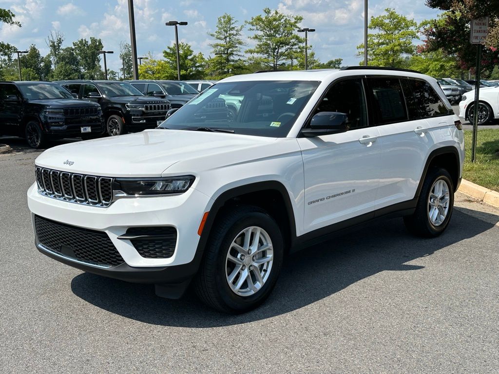 Certified 2024 Jeep Grand Cherokee Laredo with VIN 1C4RJHAG5RC161454 for sale in Chantilly, VA