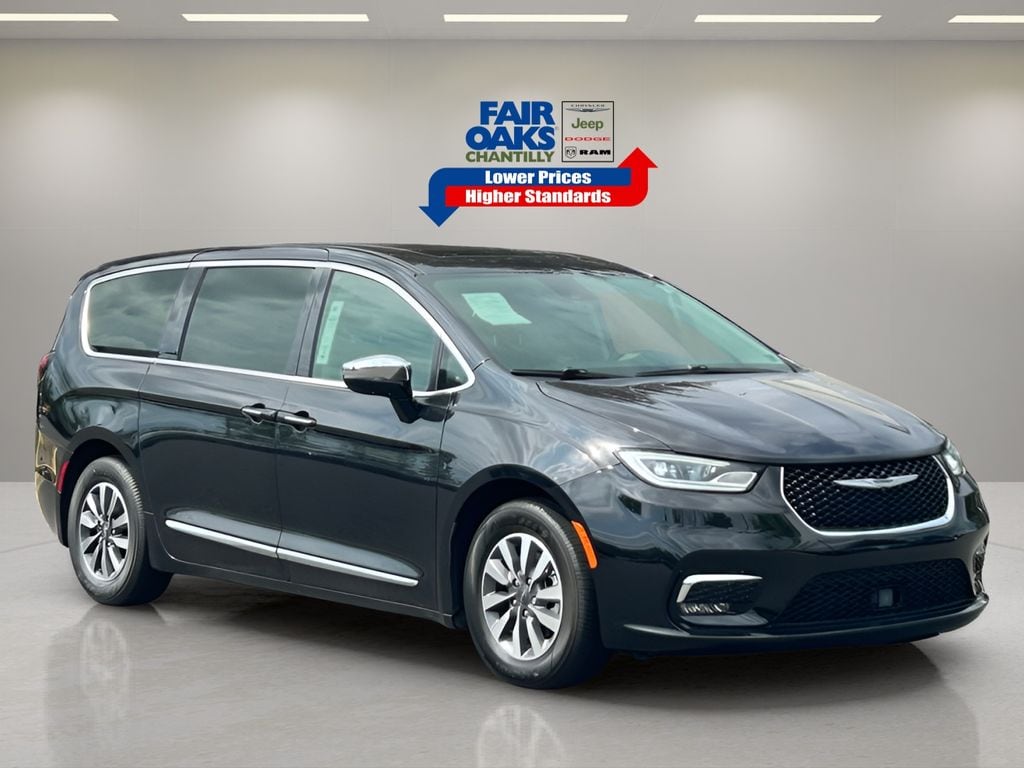 Used 2023 Chrysler Pacifica Plug-In Hybrid Limited Van Passenger Van