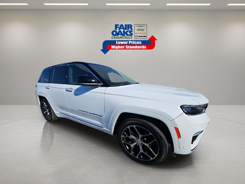 2022 Jeep Grand Cherokee Summit 4xe's photo