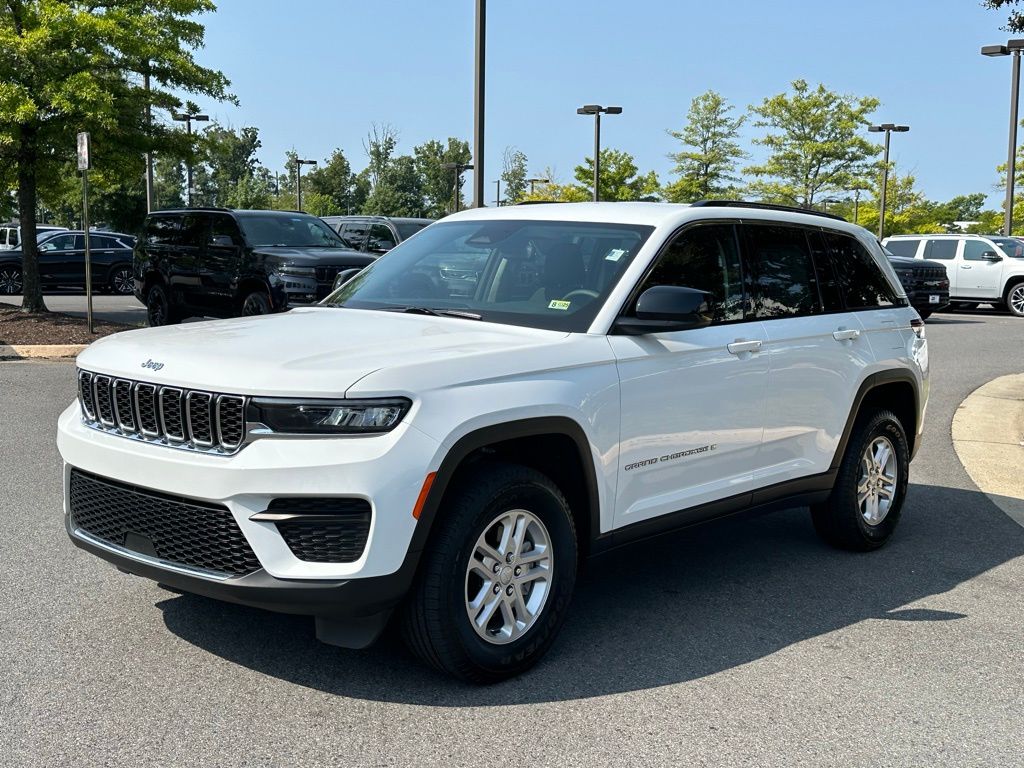 Certified 2023 Jeep Grand Cherokee Laredo with VIN 1C4RJHAG4P8846240 for sale in Chantilly, VA