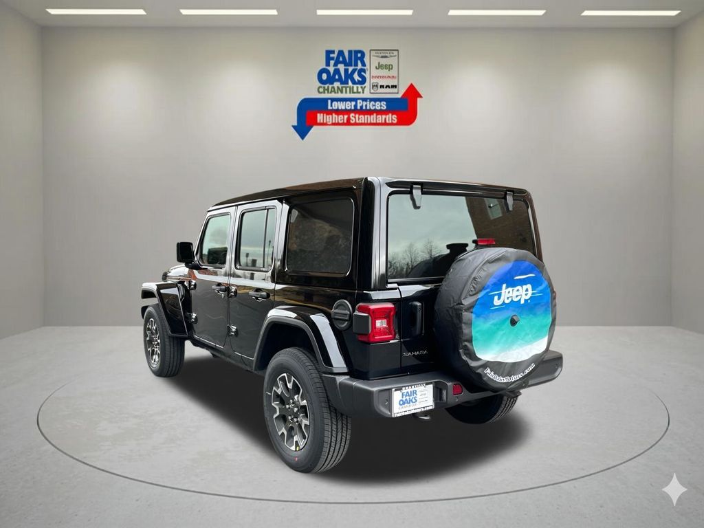 2025 Jeep Wrangler 4-Door Sahara - Photo 8