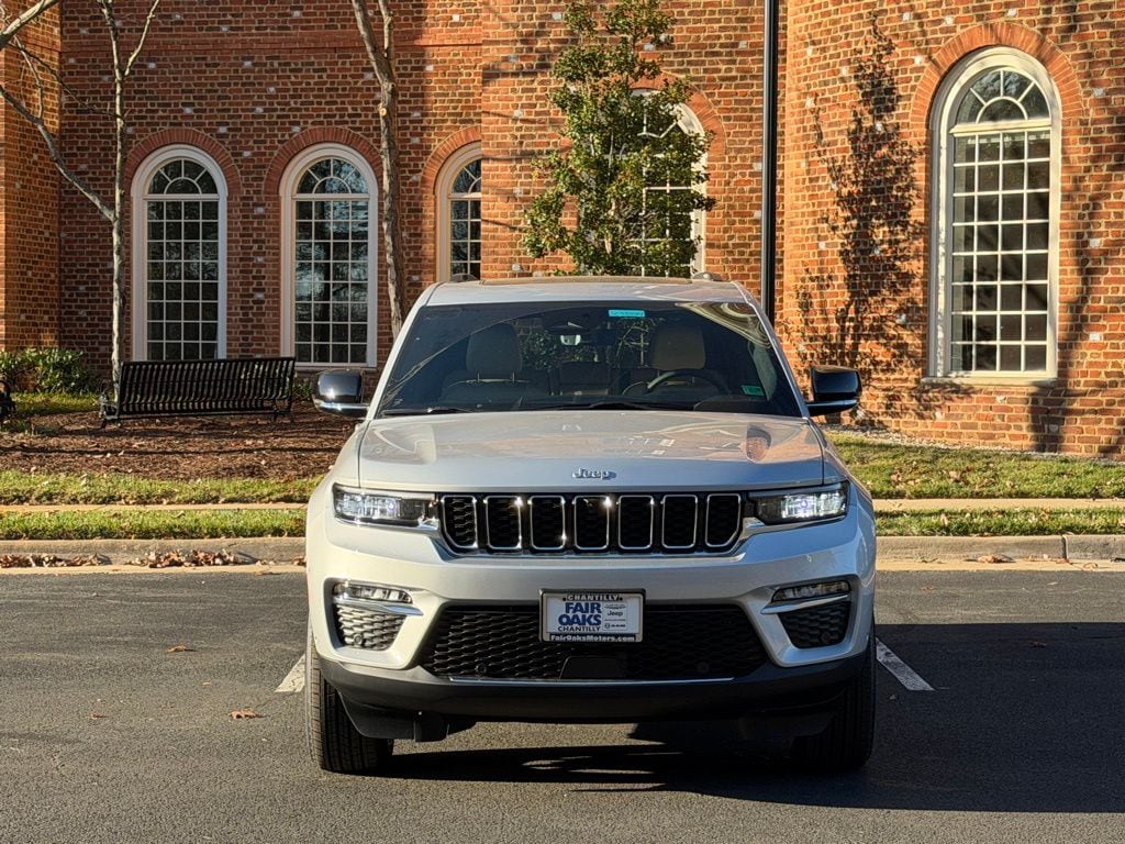 New 2025 Jeep Grand Cherokee Limited Sport Utility