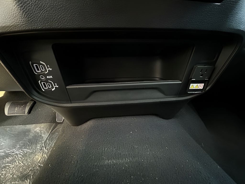 2025 RAM 2500 Tradesman - Photo 23