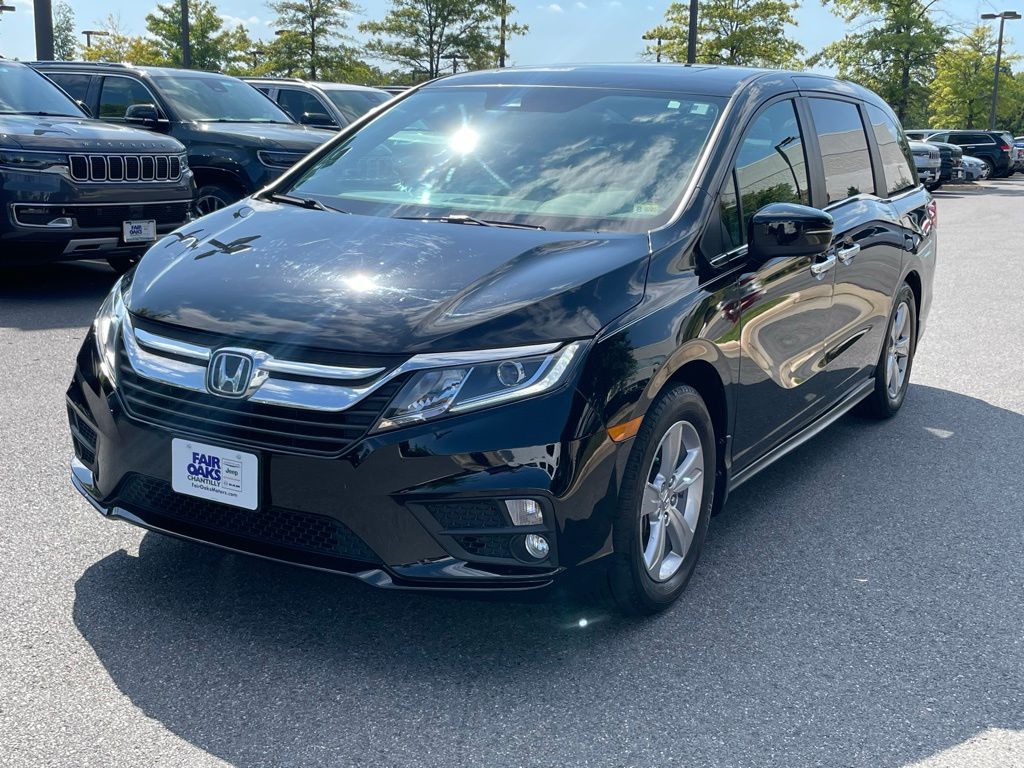 Used 2018 Honda Odyssey EX-L with VIN 5FNRL6H70JB096878 for sale in Chantilly, VA