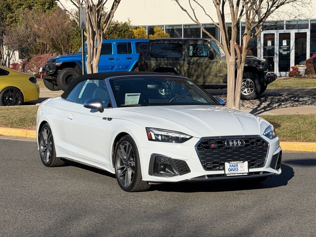 2022 Audi S5 Cabriolet Premium Plus's photo