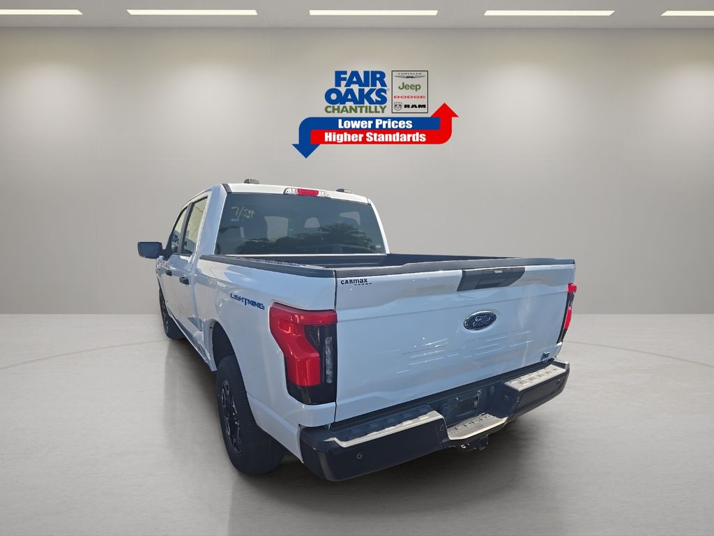 Used 2022 Ford F-150 Lightning Pro with VIN 1FTVW1EL8NWG02646 for sale in Chantilly, VA