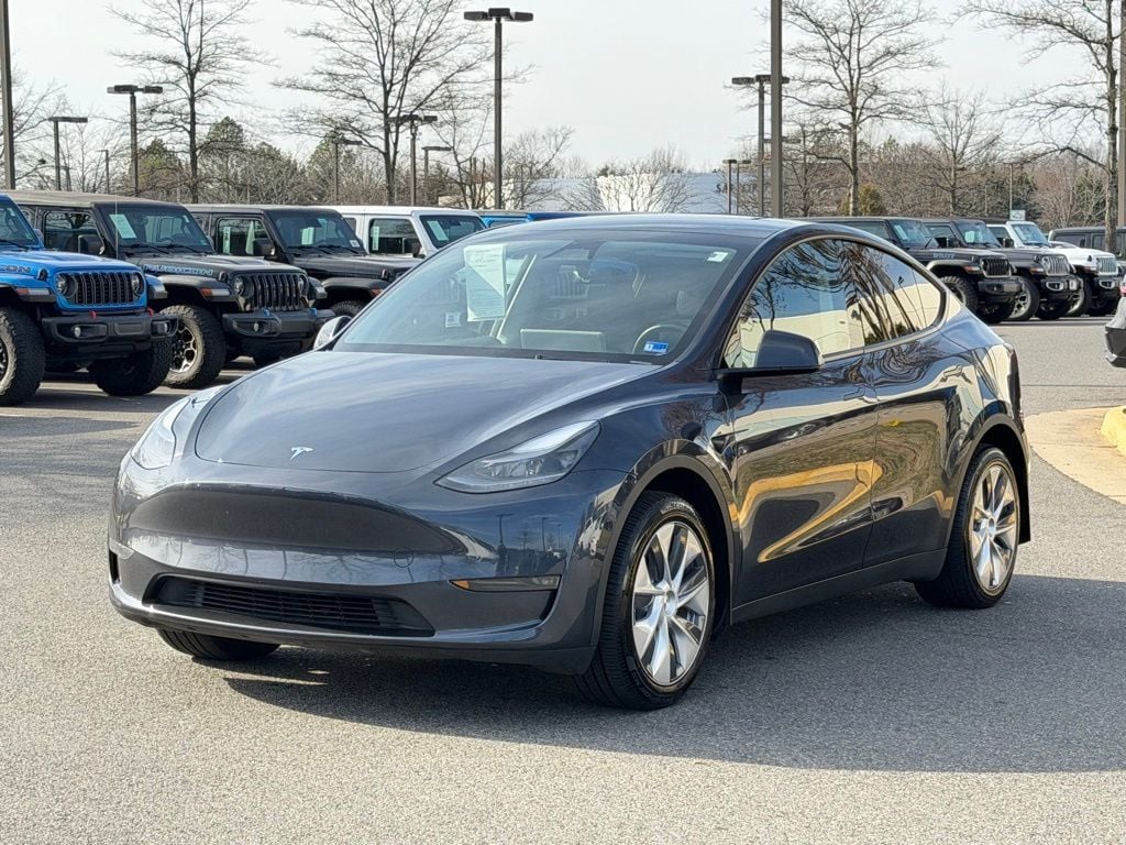 Used 2024 Tesla Model Y Long Range SUV