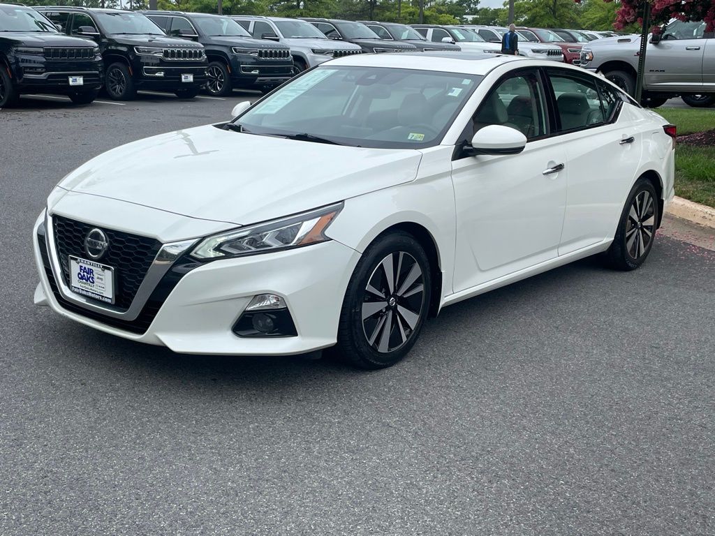 Used 2019 Nissan Altima SV with VIN 1N4BL4DV2KC169442 for sale in Chantilly, VA