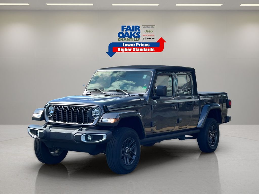 2024 Jeep Gladiator Sport photo 2