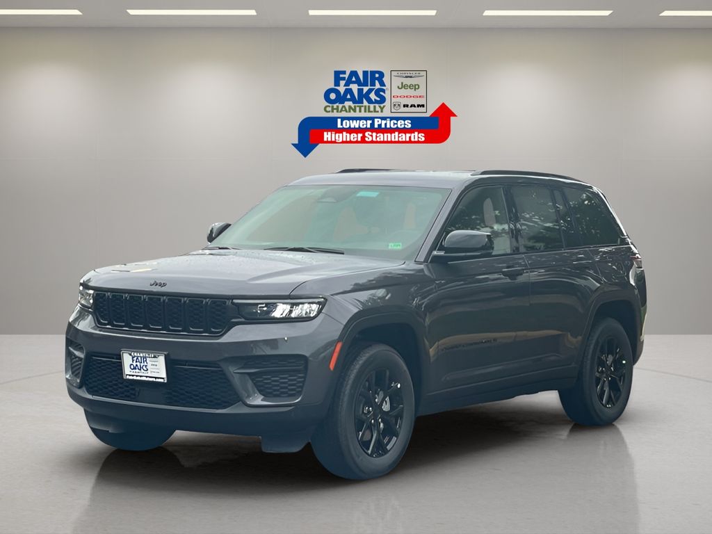 2025 Jeep Grand Cherokee Altitude X photo 2