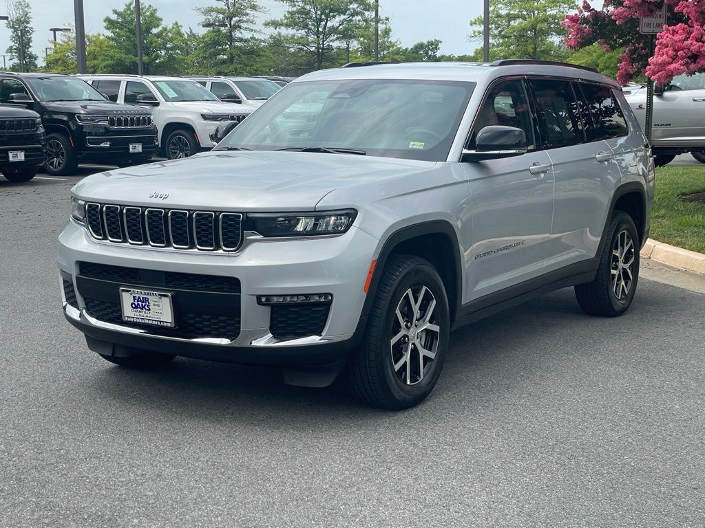 Used 2024 Jeep Grand Cherokee L Limited with VIN 1C4RJKBG4R8920299 for sale in Chantilly, VA