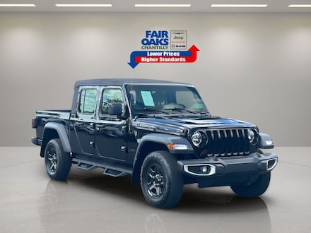 2023 Jeep Gladiator Sport Truck Crew Cab