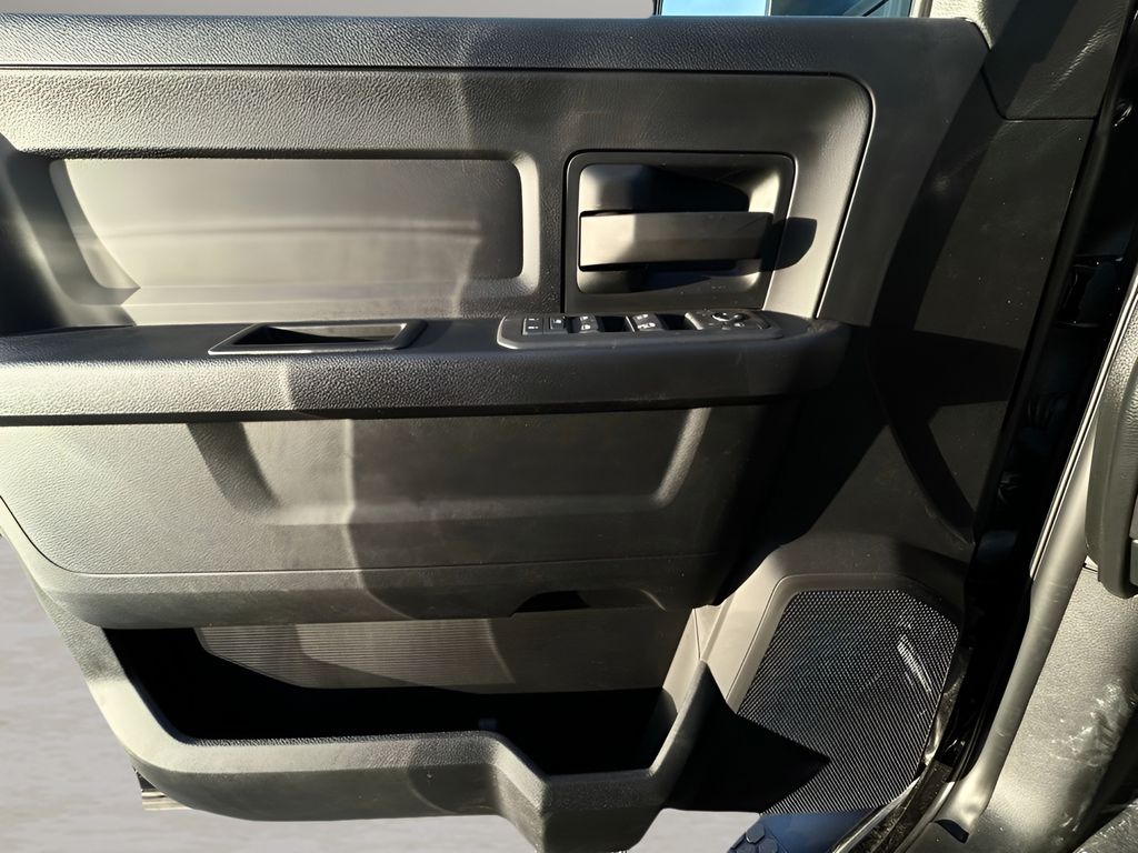 2025 RAM 2500 Tradesman - Photo 26