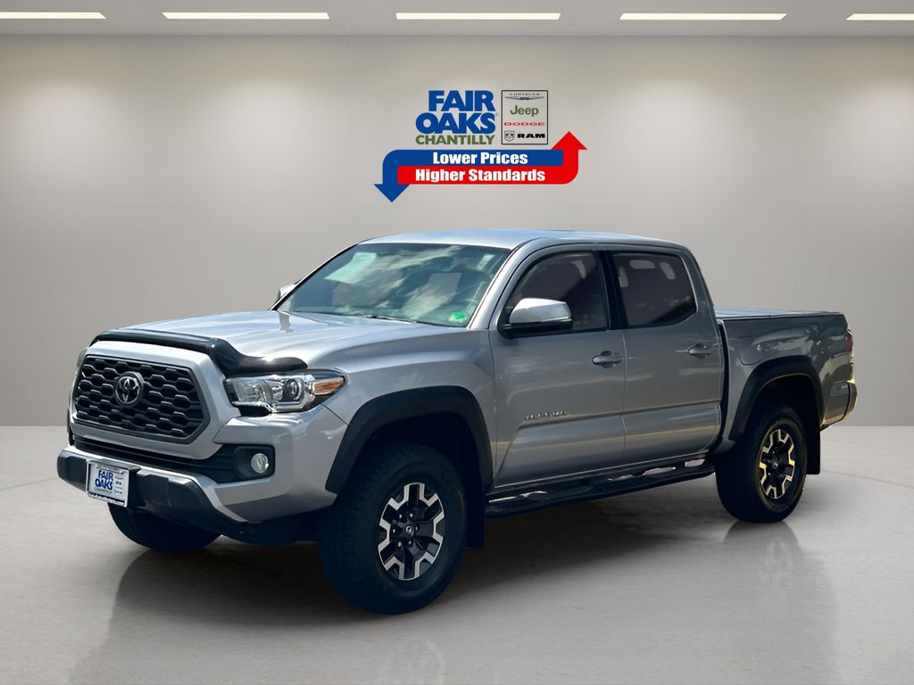 2020 Toyota Tacoma TRD Off-Road photo 2