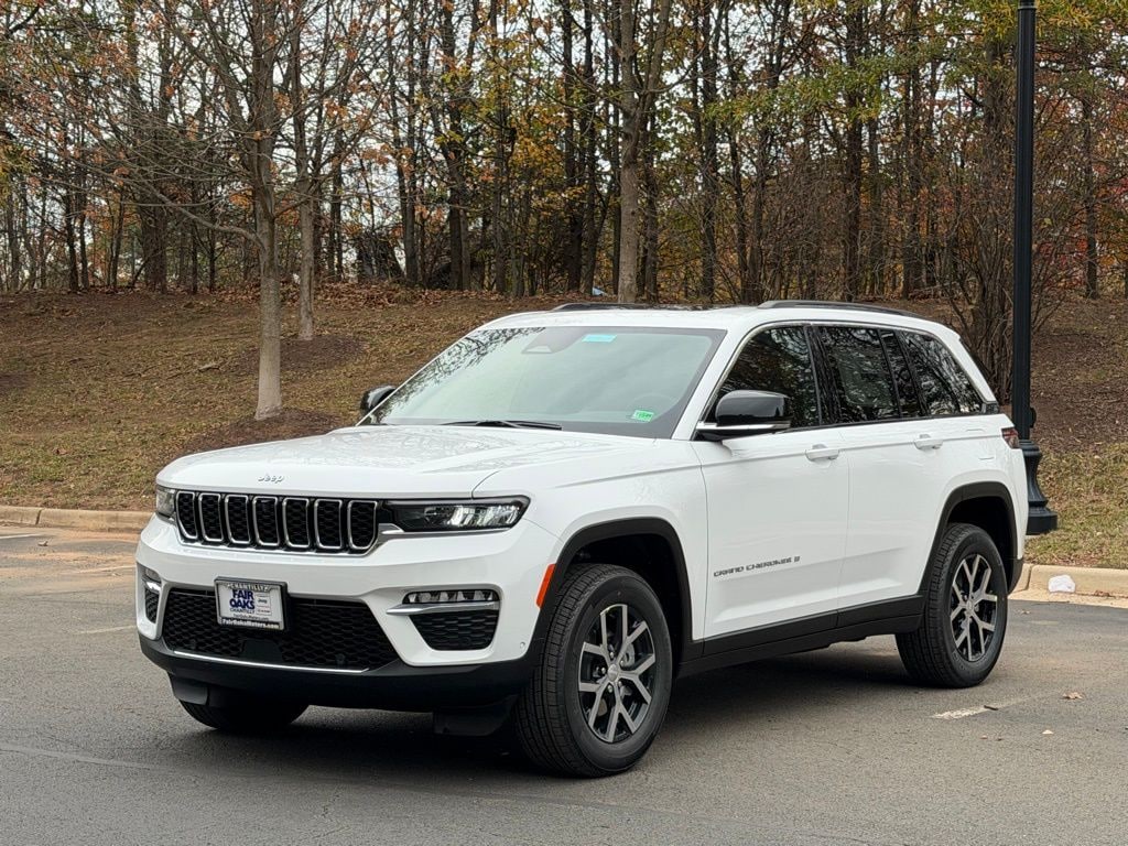 New 2025 Jeep Grand Cherokee Limited Sport Utility