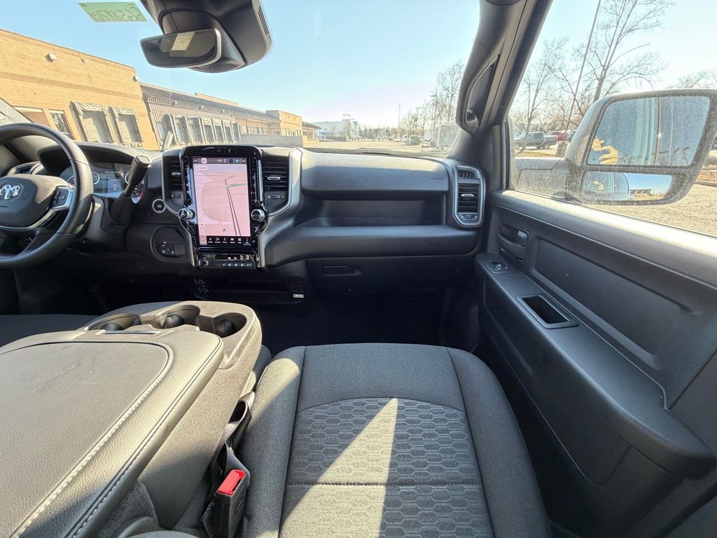 2025 RAM 2500 Tradesman - Photo 15