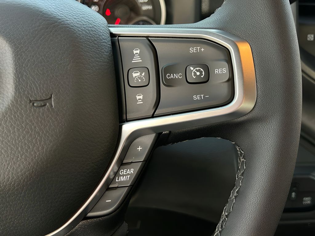 2025 RAM 2500 Tradesman - Photo 19