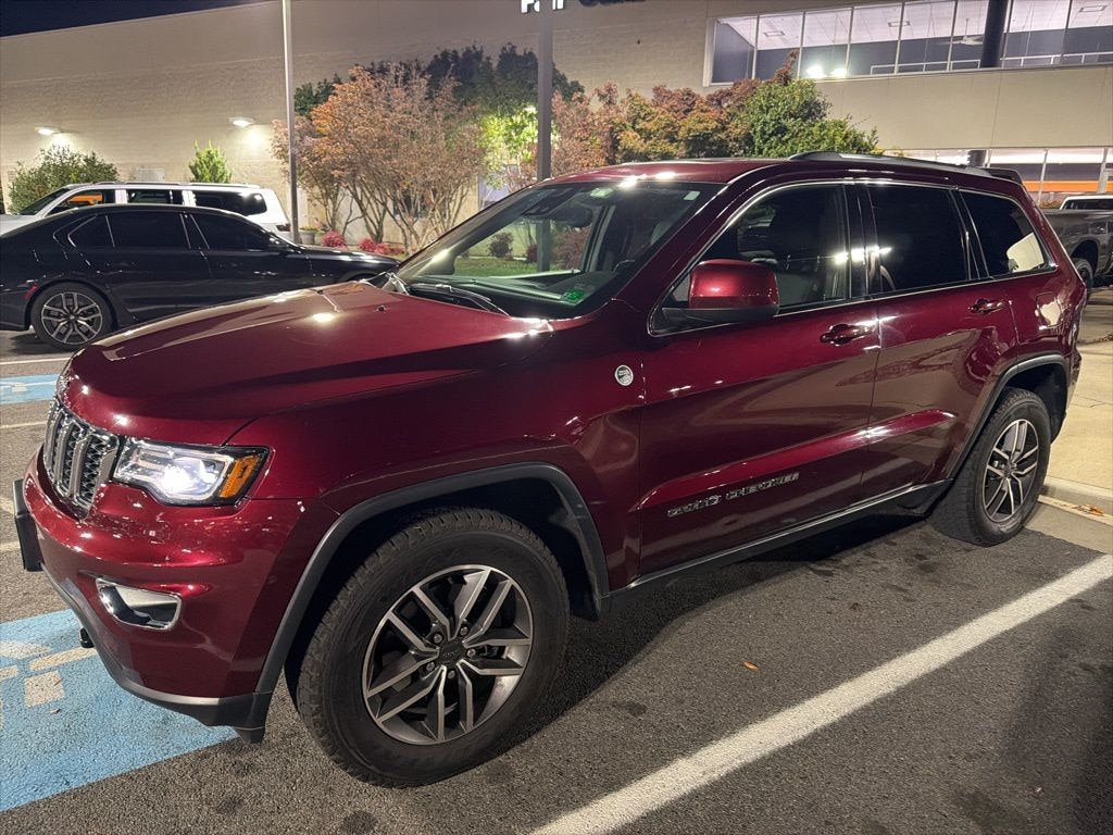 Used 2020 Jeep Grand Cherokee Laredo SUV