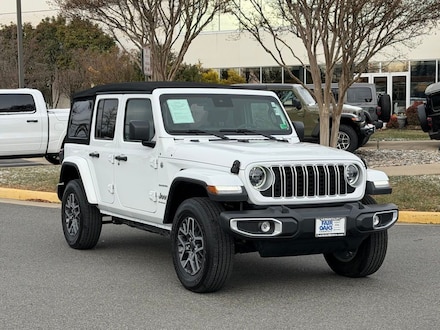 2024 Jeep Wrangler Sahara SUV