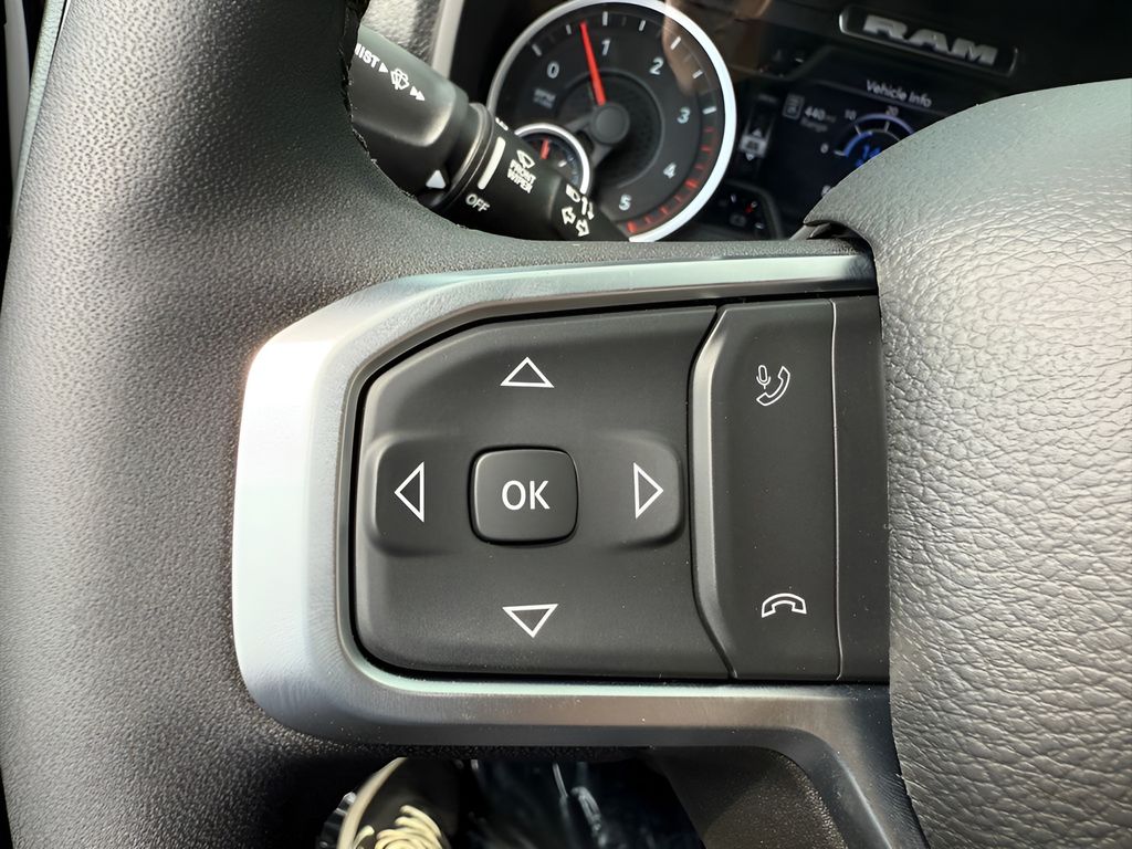 2025 RAM 2500 Tradesman - Photo 17