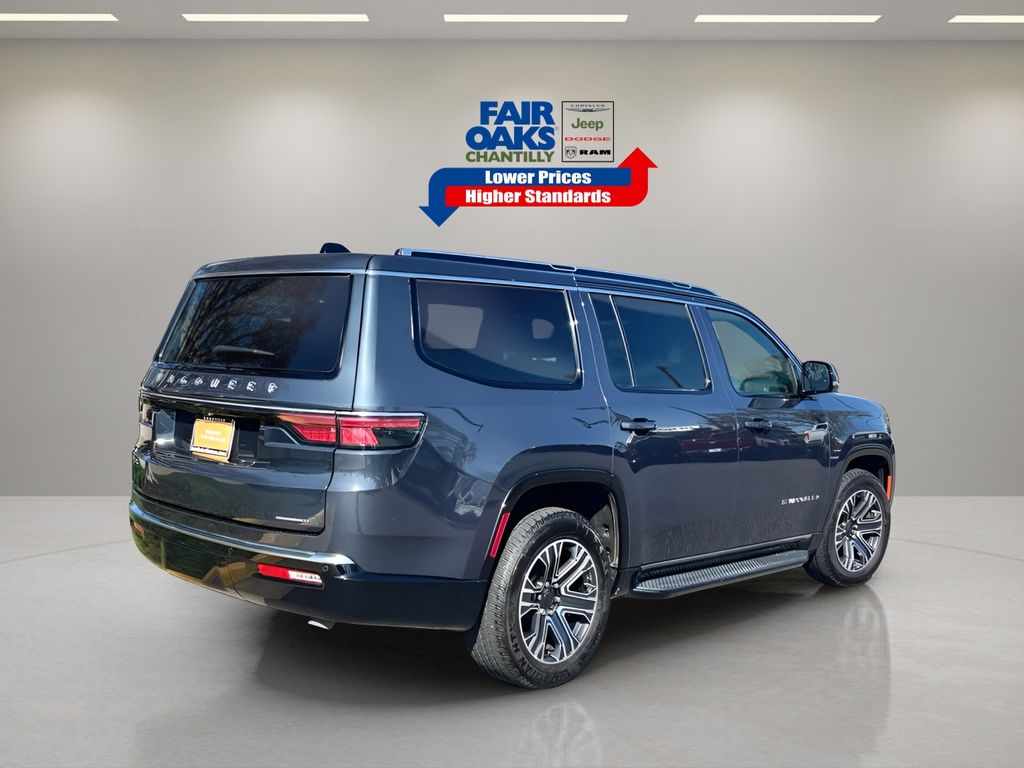 2024 Jeep Wagoneer Series II photo 3