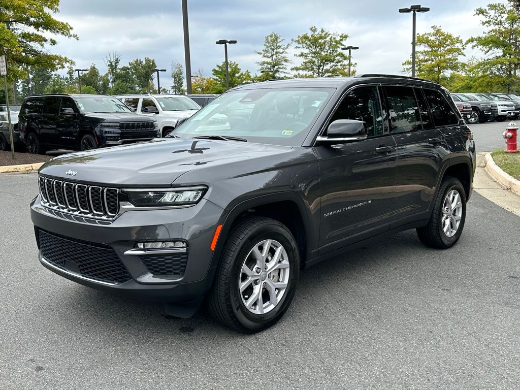 Used 2022 Jeep Grand Cherokee Limited with VIN 1C4RJGBG2N8548842 for sale in Chantilly, VA