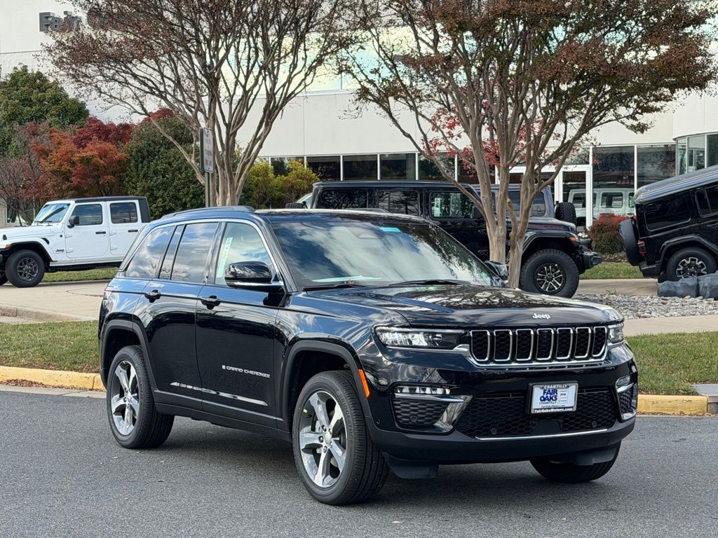 2025 Jeep Grand Cherokee Limited's photo
