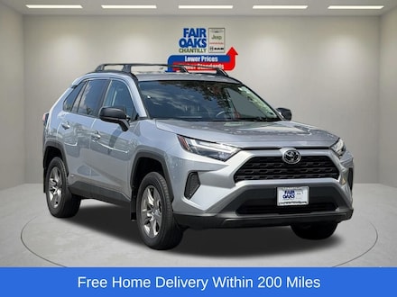 2025 Toyota RAV4 Hybrid LE SUV