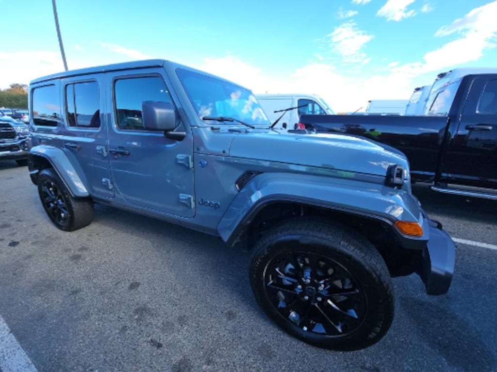 Used 2025 Jeep Wrangler 4xe Sahara 4xe SUV