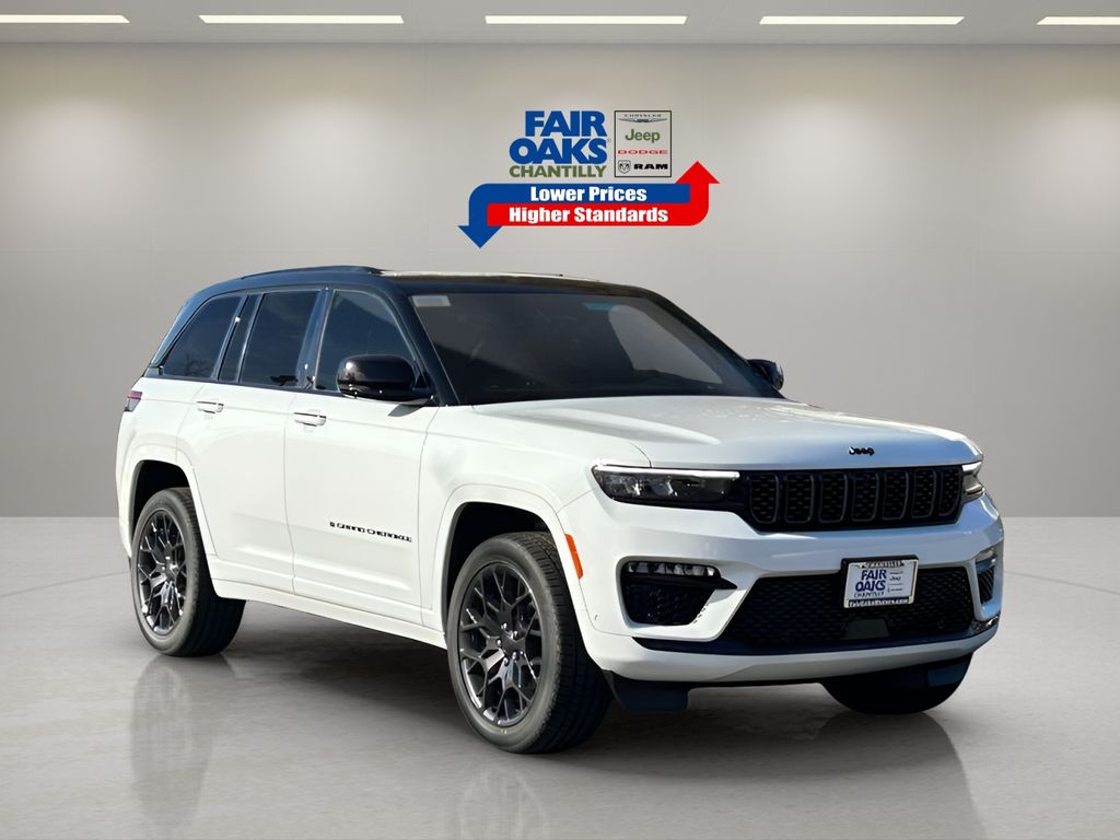 2025 Jeep Grand Cherokee Summit's photo