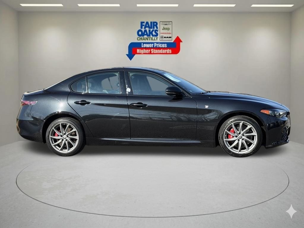 2024 Alfa Romeo Giulia Ti