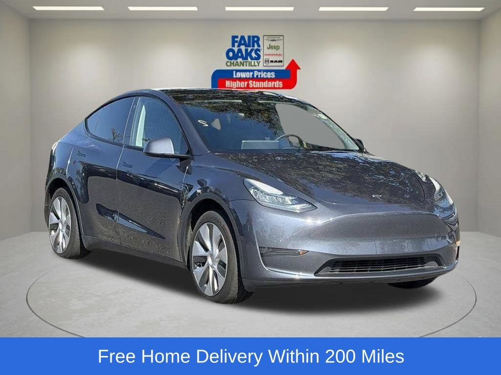 Used 2023 Tesla Model Y Long Range with VIN 7SAYGDEE4PA109471 for sale in Chantilly, VA