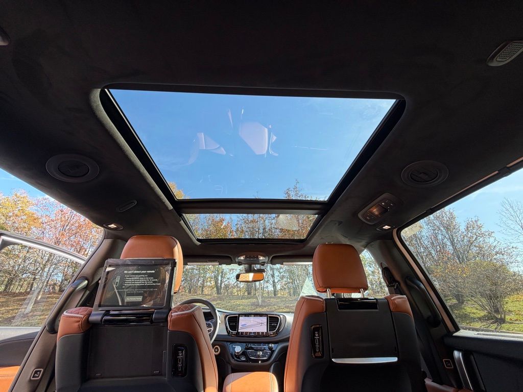 2026 Chrysler Pacifica Pinnacle - Photo 31