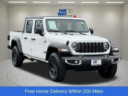 2025 Jeep Gladiator Sport Truck Crew Cab