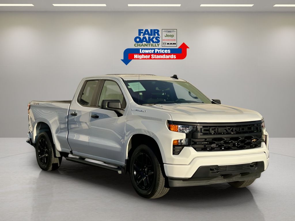 2025 Chevrolet Silverado 1500 Custom's photo