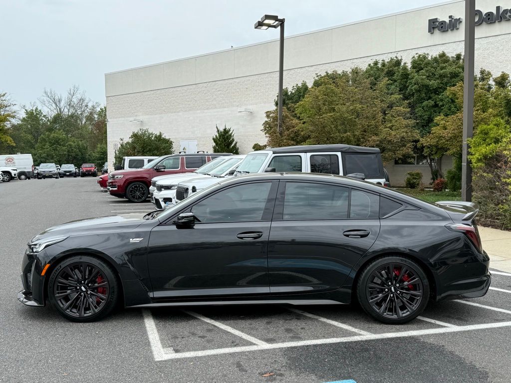 2024 Cadillac CT5 photo 4