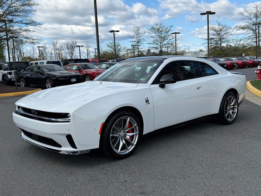 Used 2025 Dodge Charger Daytona Scat Pack with VIN 2C3CDBDK5SR559565 for sale in Chantilly, VA