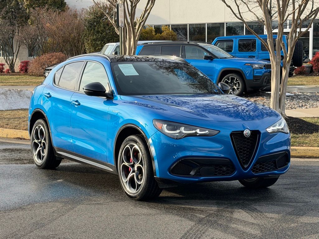 2024 Alfa Romeo Stelvio