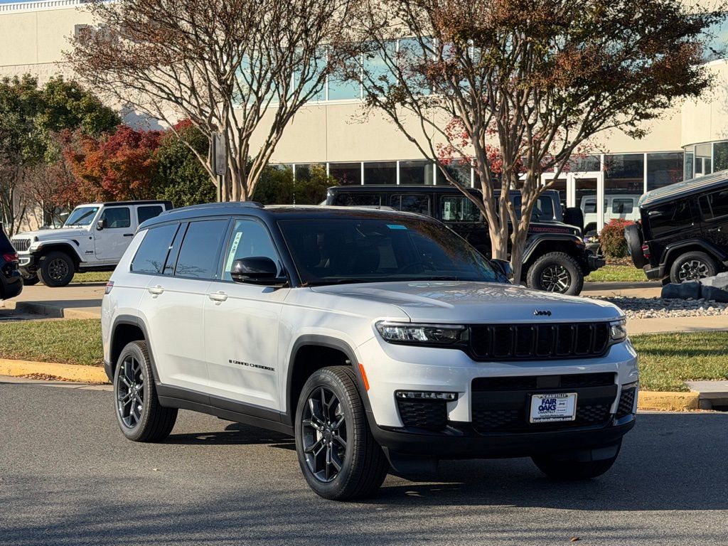 2025 Jeep Grand Cherokee L Limited's photo