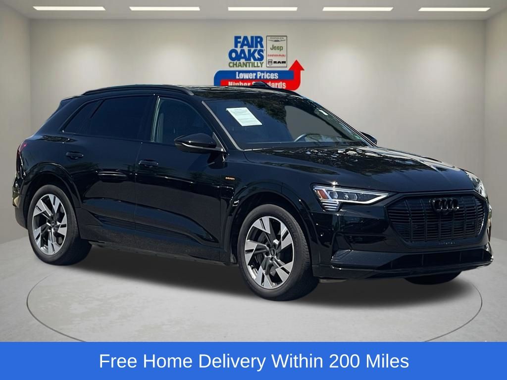 2022 Audi e-tron 95 kWh Premium quattro's photo