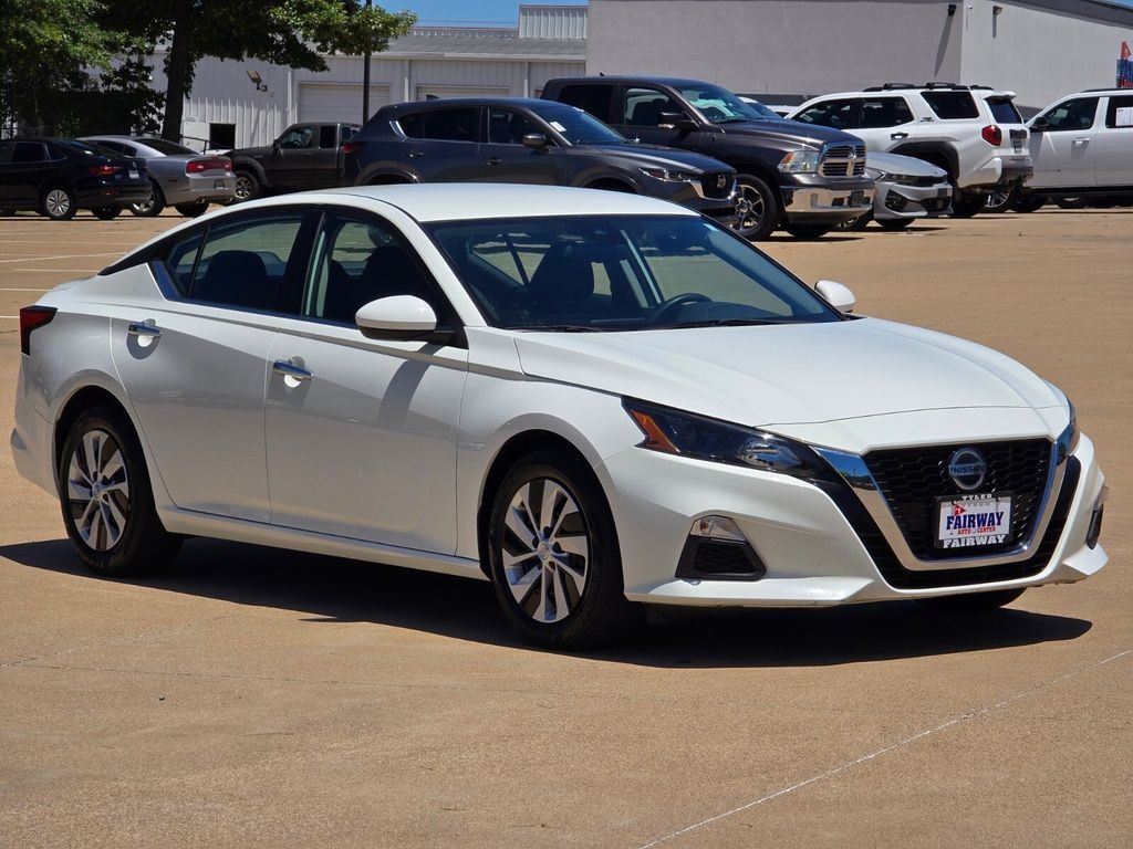 Used 2022 Nissan Altima 2.5 S Sedan
